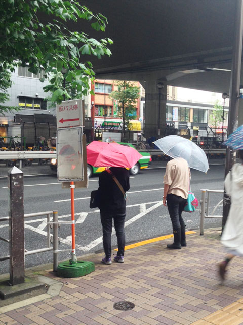 幡ヶ谷の仮バス停2016